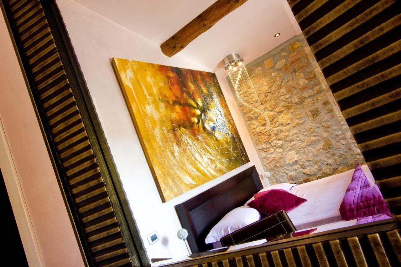 Strada Giulia 16 Hotel โบลเกริ ภายนอก รูปภาพ