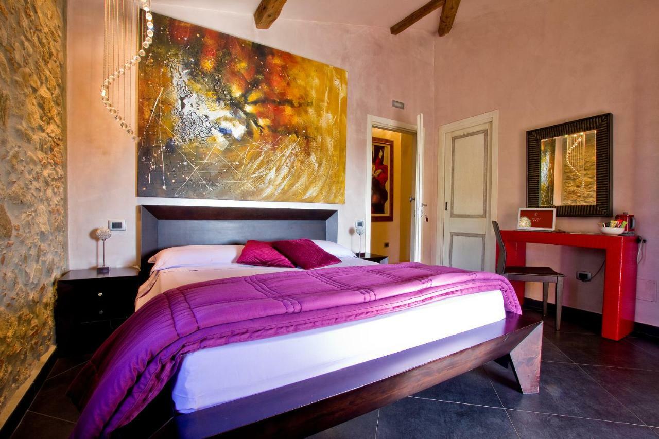 Strada Giulia 16 Hotel โบลเกริ ภายนอก รูปภาพ