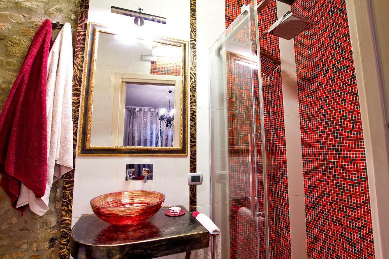 Strada Giulia 16 Hotel โบลเกริ ภายนอก รูปภาพ