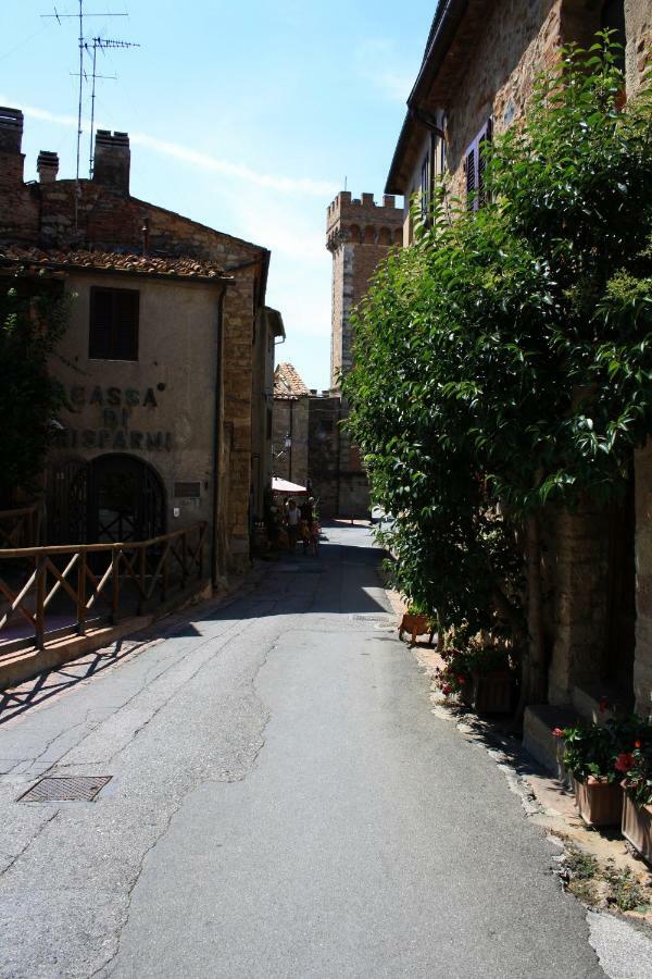 Strada Giulia 16 Hotel โบลเกริ ภายนอก รูปภาพ